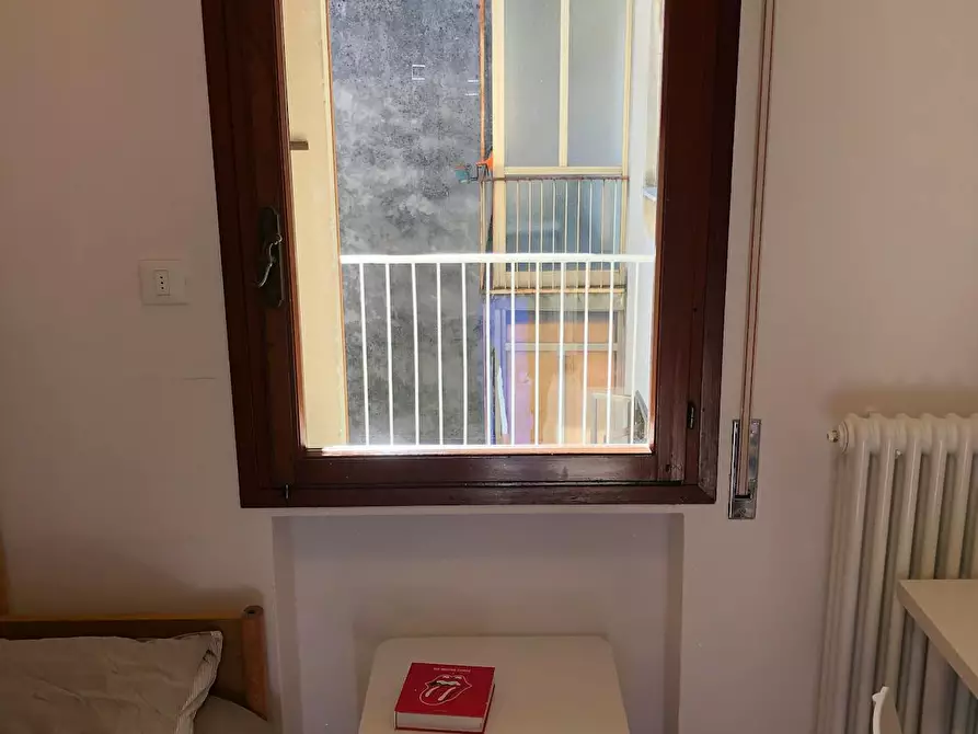 Immagine 3 di Camera in affitto  in Via Umberto I a Padova