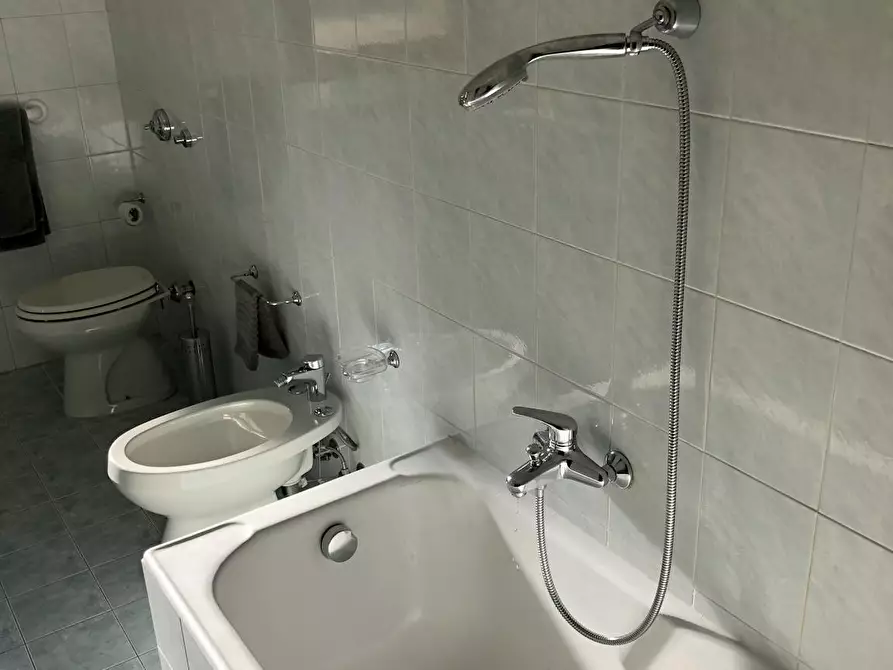 Immagine 8 di Camera in affitto  in Via Umberto I a Padova