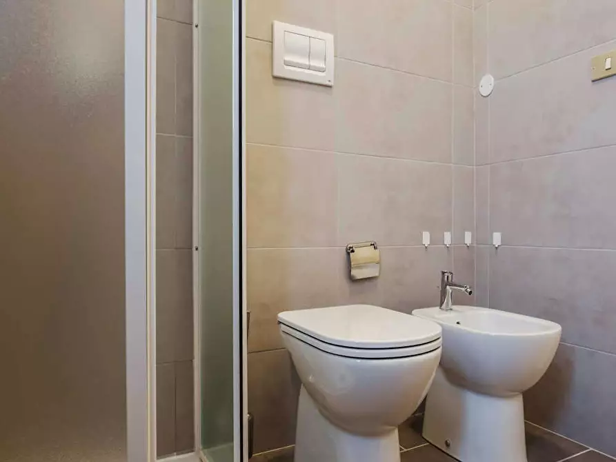 Immagine 8 di Camera in affitto  in Via delle Belle Arti a Bologna