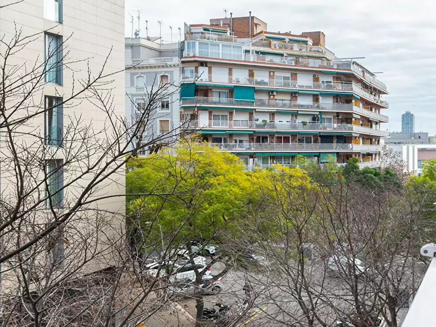 Immagine 7 di Appartamento in affitto  in Carrer de Sicília a Barcelona