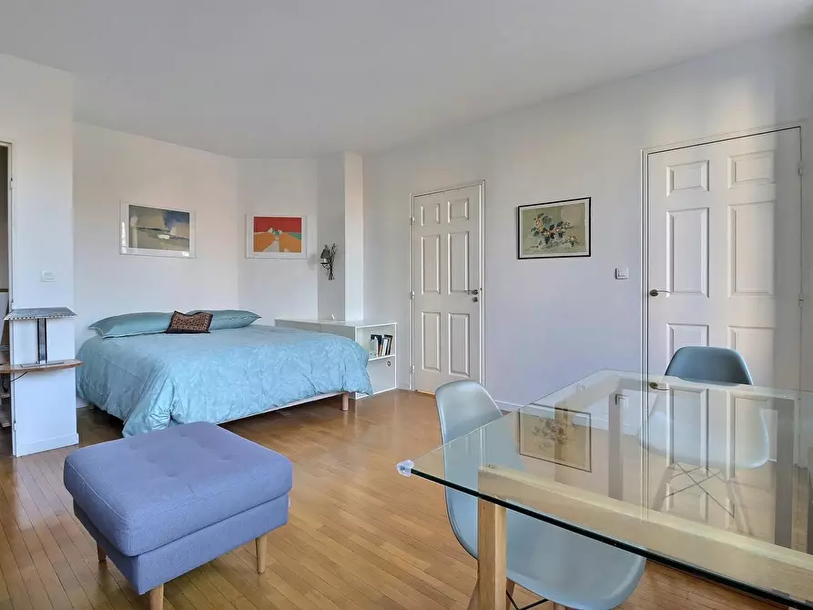 Immagine 4 di Appartamento in affitto  in Rue Moreau a Paris