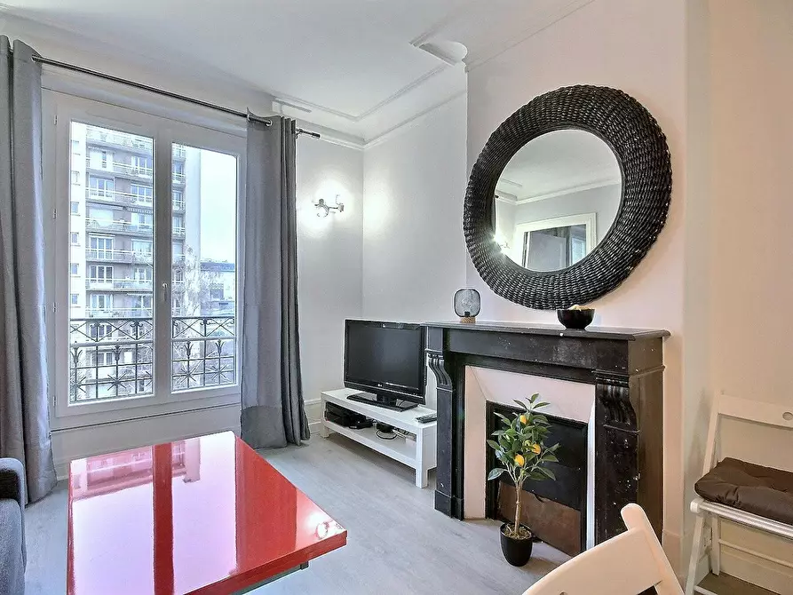 Immagine 3 di Appartamento in affitto  in Rue Rouvet a Paris