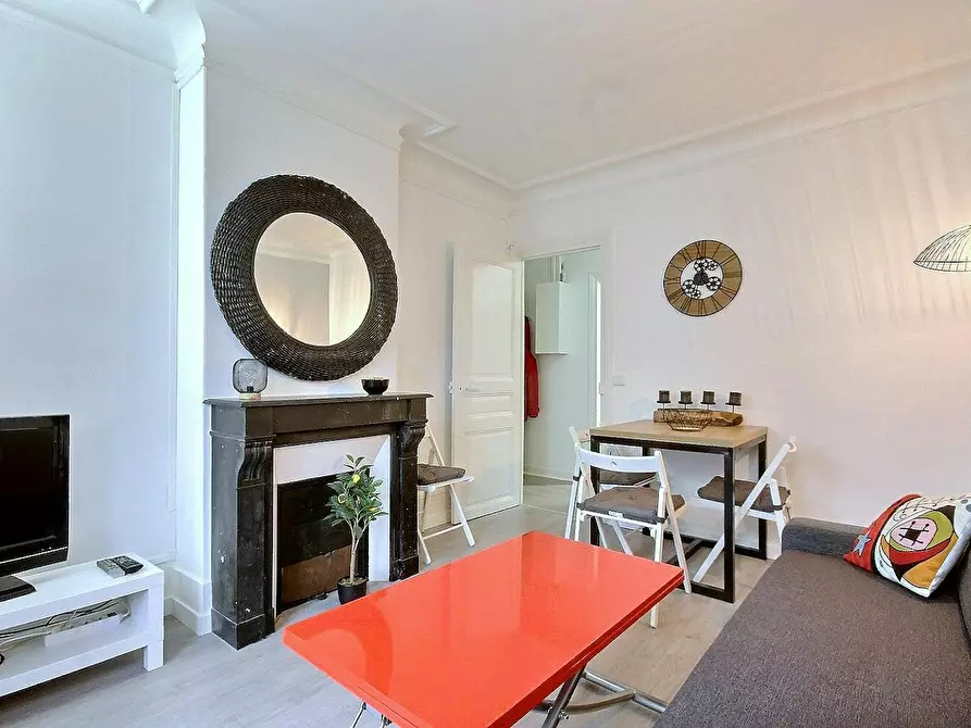 Immagine 4 di Appartamento in affitto  in Rue Rouvet a Paris
