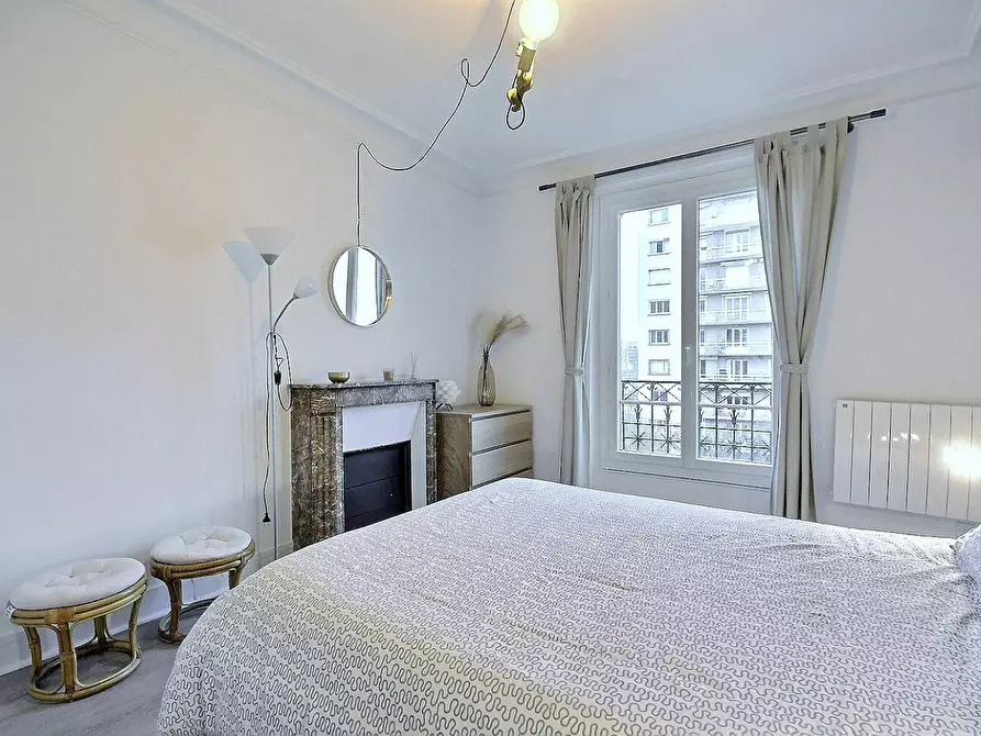 Immagine 2 di Appartamento in affitto  in Rue Rouvet a Paris