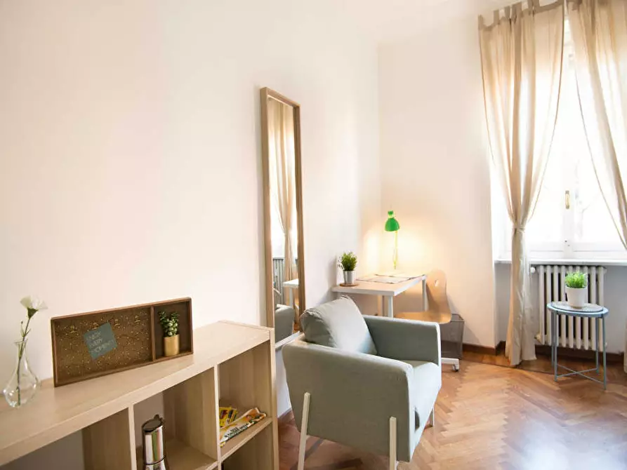 Immagine 1 di Camera in affitto  in Corso Re Umberto a Torino