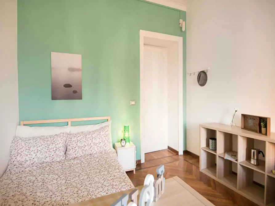 Immagine 6 di Camera in affitto  in Corso Re Umberto a Torino