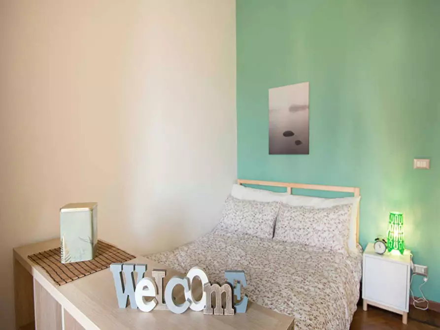 Immagine 3 di Camera in affitto  in Corso Re Umberto a Torino