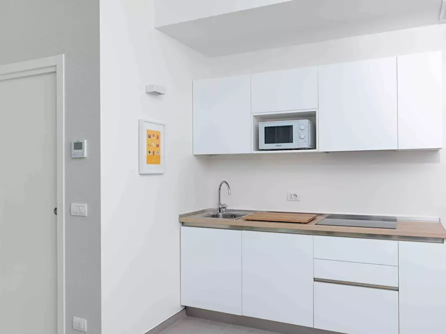 Immagine 5 di Appartamento in affitto  in Viale Cirene a Milano