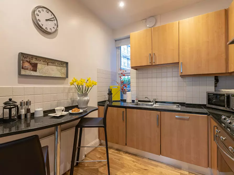 Immagine 10 di Appartamento in affitto  in Endell Street a Camden Town
