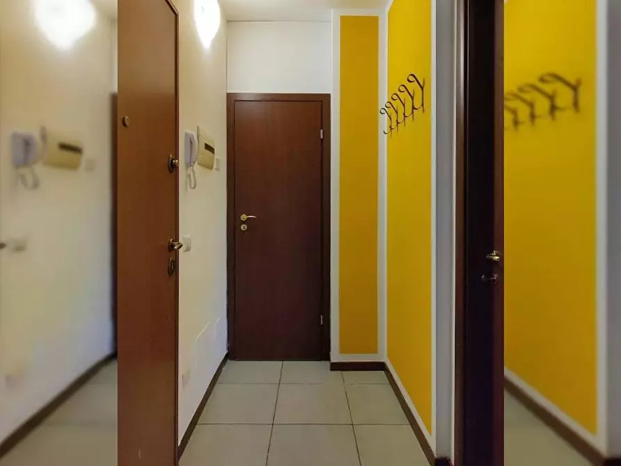 Immagine 5 di Camera in affitto  in Via Pantelleria a Milano