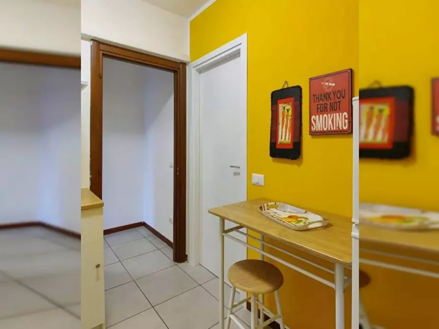 Immagine 8 di Camera in affitto  in Via Pantelleria a Milano