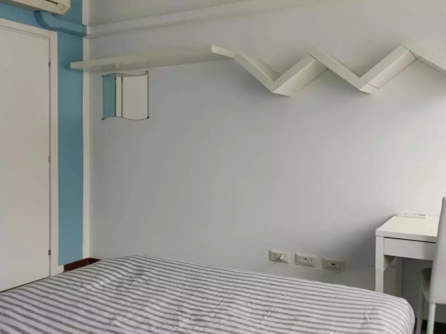 Immagine 3 di Camera in affitto  in Via Pantelleria a Milano