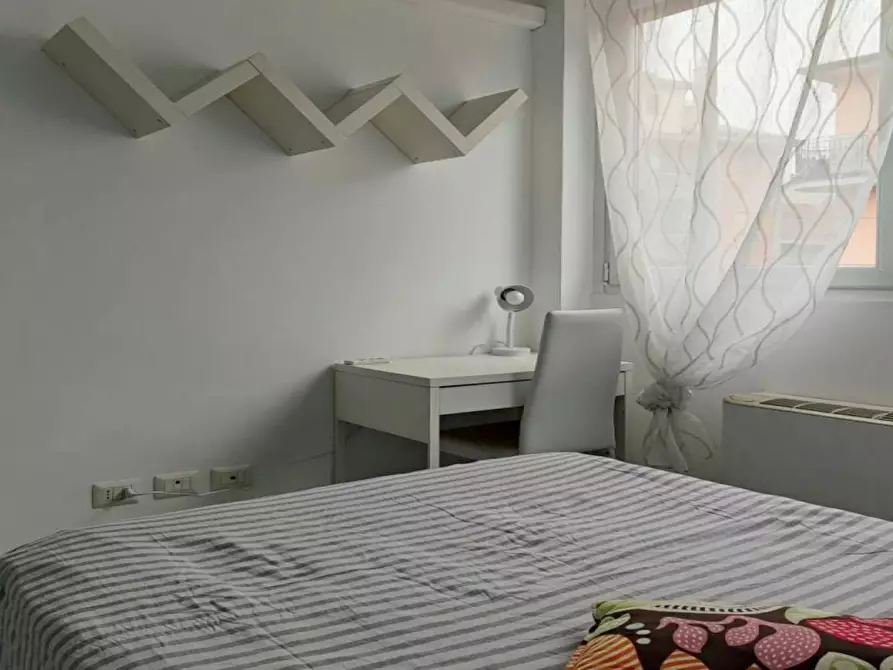 Immagine 4 di Camera in affitto  in Via Pantelleria a Milano