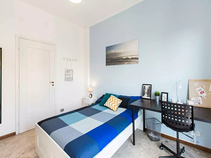 Immagine 1 di Camera in affitto  in Via Ginestre a Buccinasco