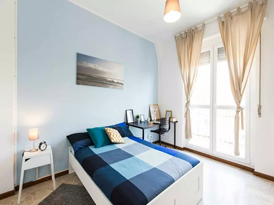 Immagine 2 di Camera in affitto  in Via Ginestre a Buccinasco