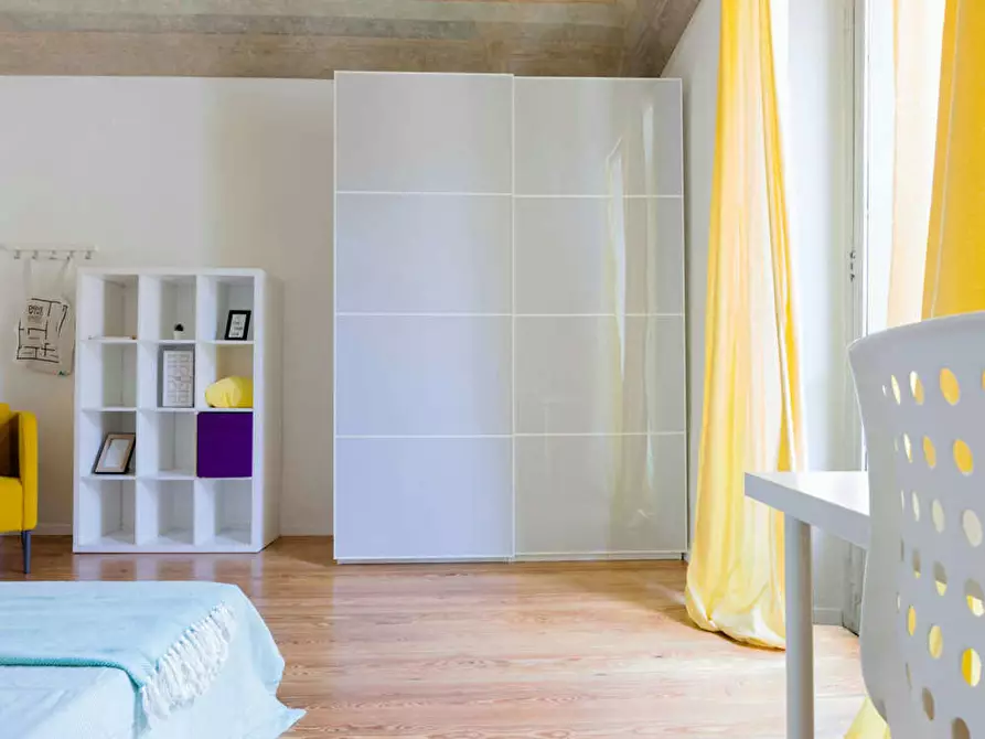 Immagine 8 di Camera in affitto  in Via Silvio Pellico a Torino