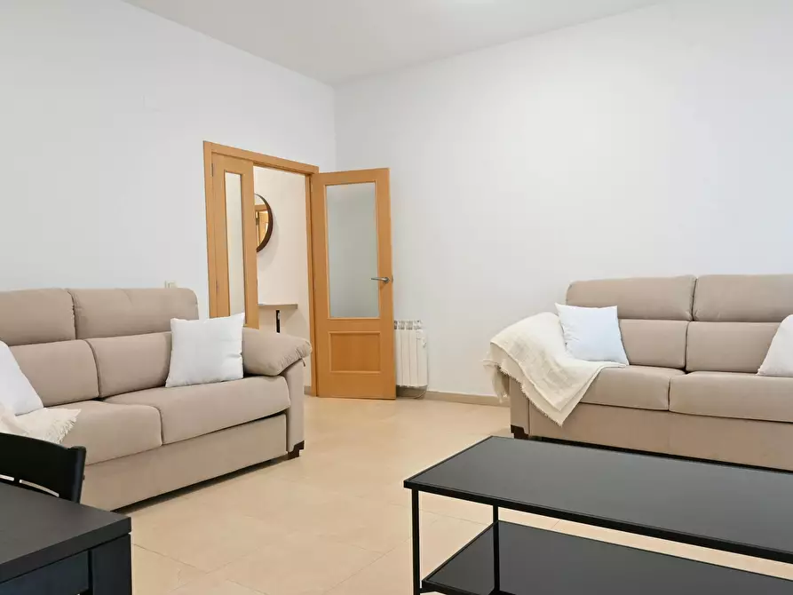 Immagine 2 di Appartamento in affitto  in Calle de las Infantas a Madrid