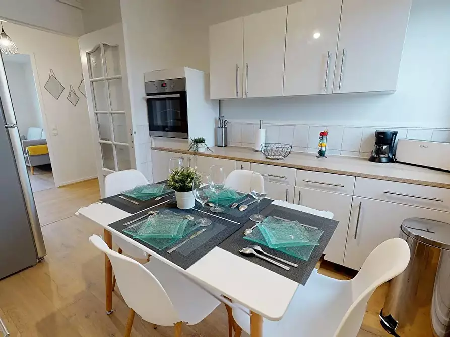Immagine 9 di Camera in affitto  in Rue du 4 Août 1789 a Villeurbanne