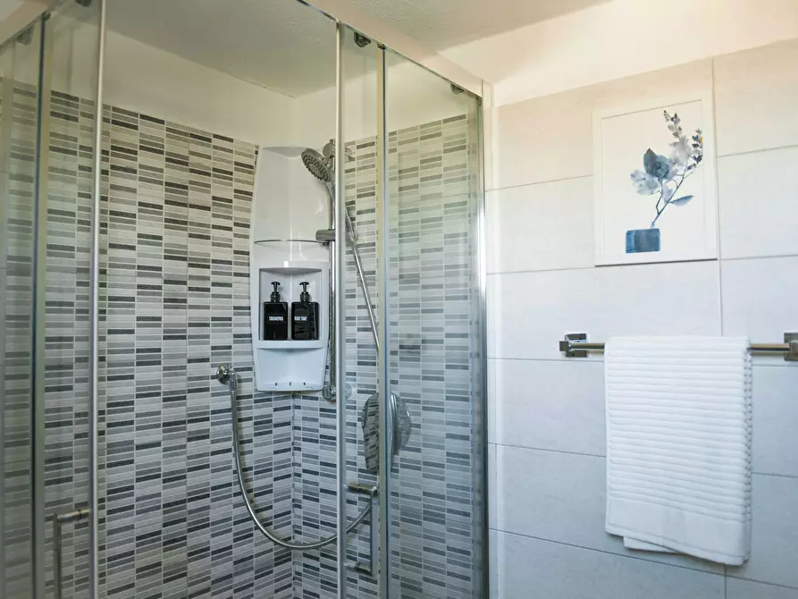 Immagine 10 di Appartamento in affitto  in Viale Edoardo Jenner a Milano