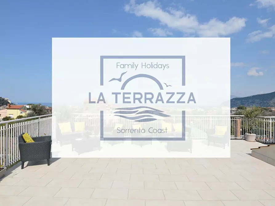 Immagine 1 di Casa indipendente in affitto  in Via Occulto a Sant'agnello