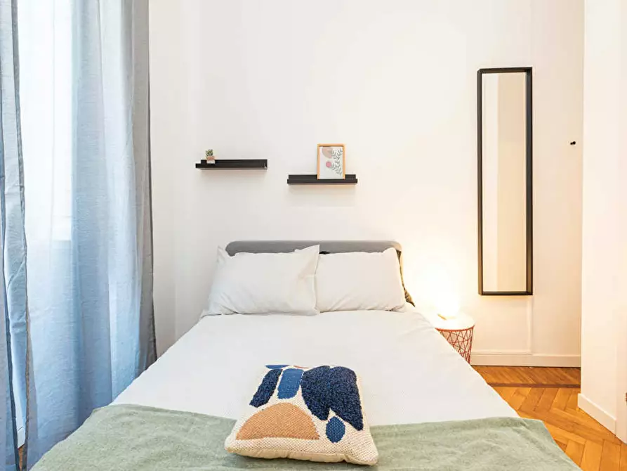 Immagine 1 di Camera in affitto  in Via Cesare da Sesto a Milano