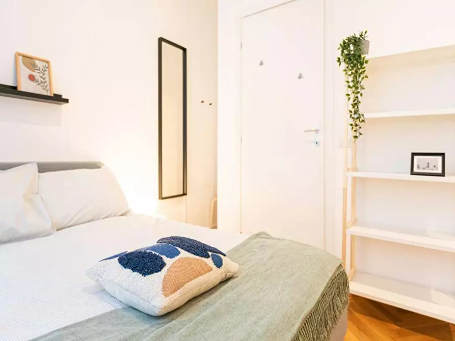 Immagine 6 di Camera in affitto  in Via Cesare da Sesto a Milano