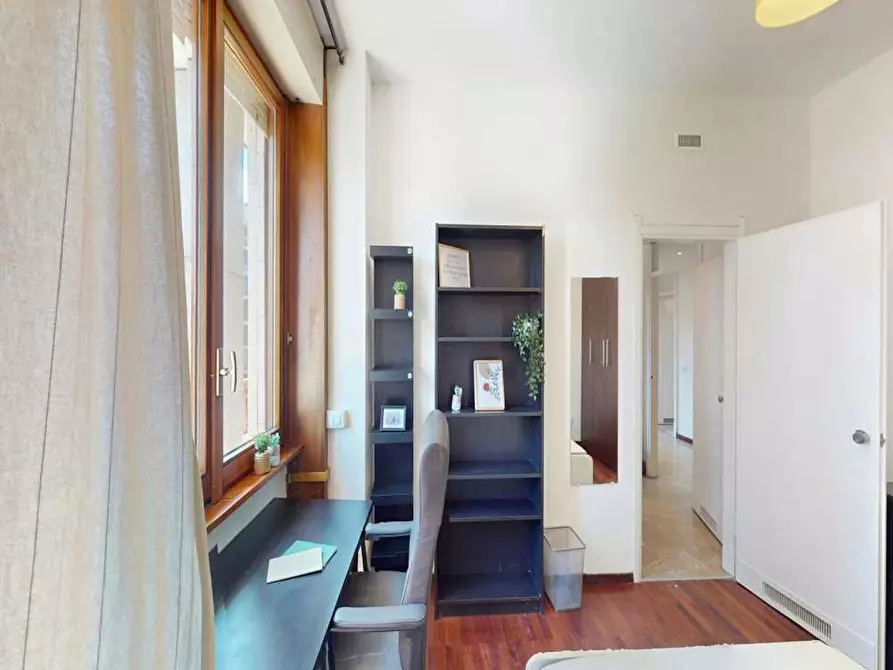 Immagine 4 di Camera in affitto  in Via Giuseppe Frua a Milano