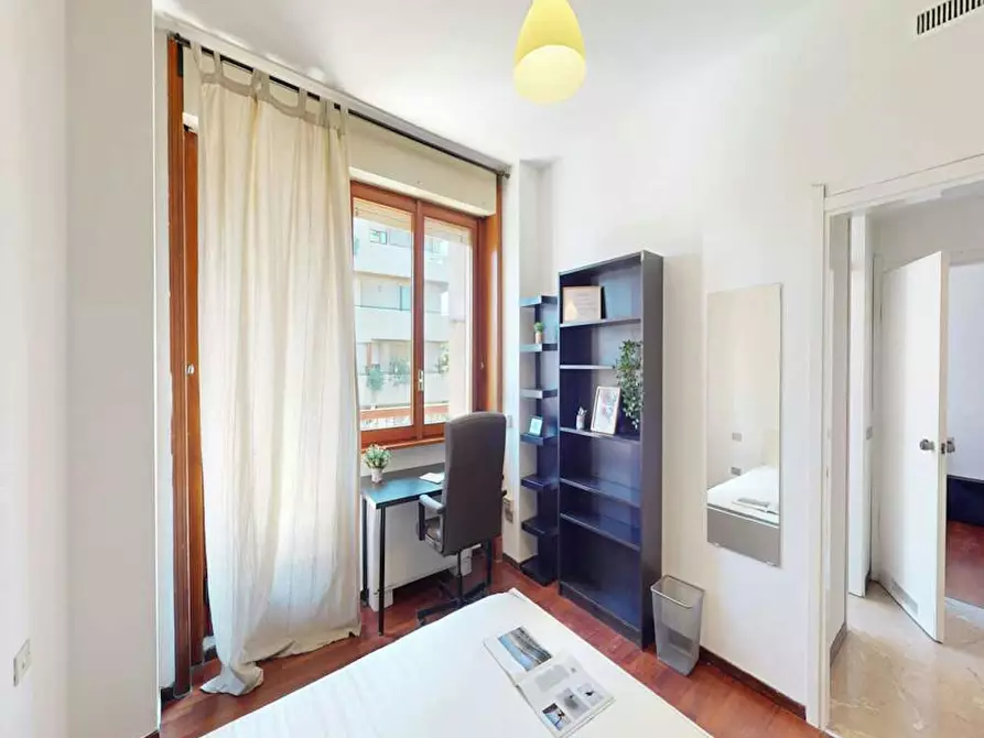 Immagine 2 di Camera in affitto  in Via Giuseppe Frua a Milano