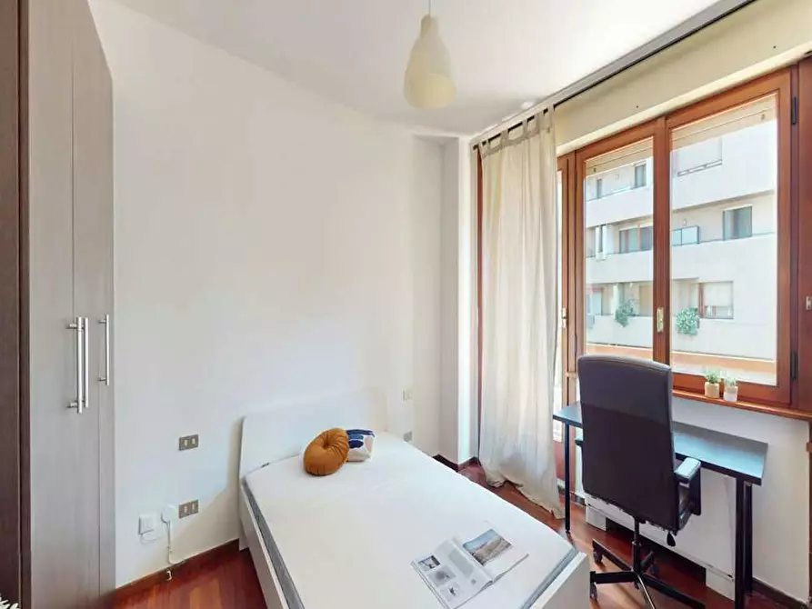 Immagine 1 di Camera in affitto  in Via Giuseppe Frua a Milano
