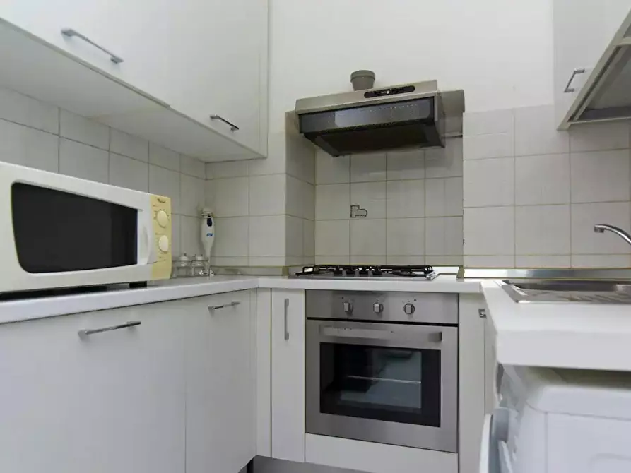 Immagine 7 di Camera in affitto  in Via Tonale a Milano