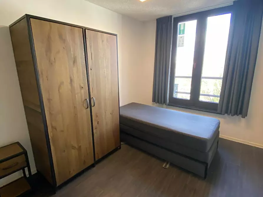 Immagine 2 di Camera in affitto  in Rue Berckmans a Saint-Gilles