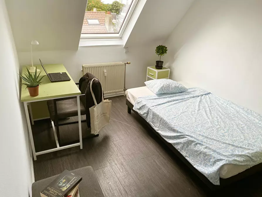 Immagine 1 di Camera in affitto  in Rue Berckmans a Saint-Gilles