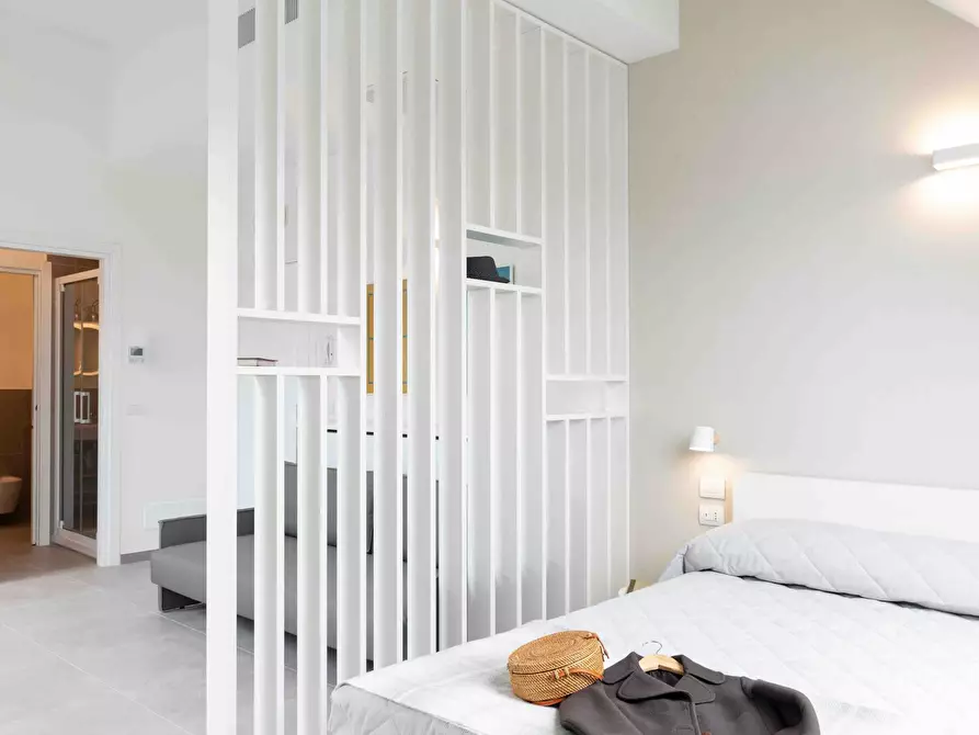 Immagine 5 di Appartamento in affitto  in Viale Cirene a Milano