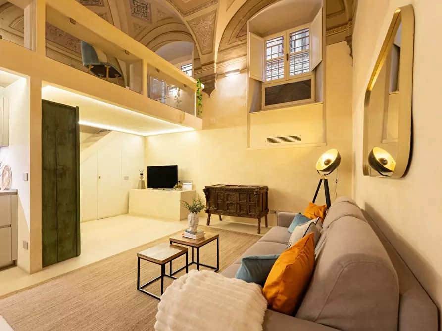 Immagine 2 di Casa indipendente in affitto  in Via dei Benci a Firenze