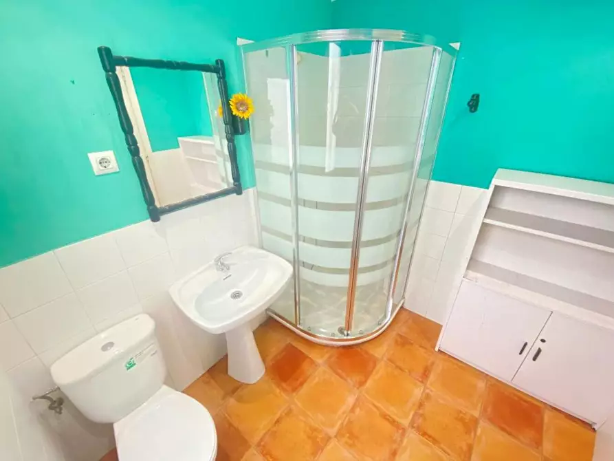 Immagine 4 di Camera in affitto  in Avenida Lehendakari Aguirre a Bilbao