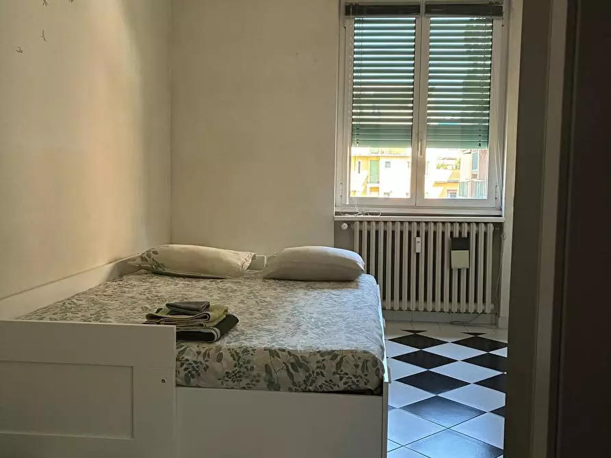 Immagine 1 di Camera in affitto  in Via Adelaide Bono Cairoli a Milano