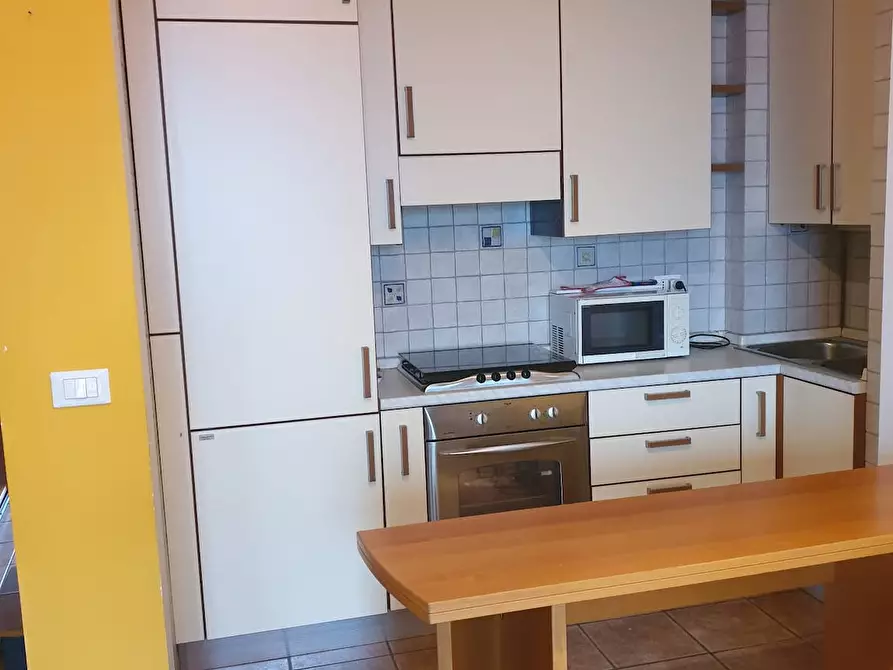 Immagine 6 di Appartamento in affitto  in Viale Emilia a Cologno Monzese