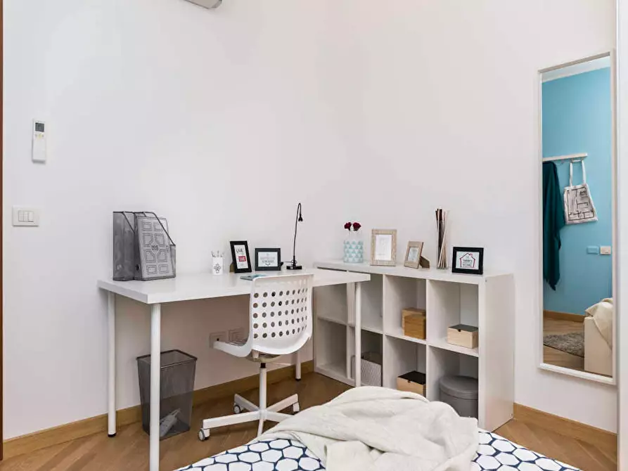 Immagine 6 di Camera in affitto  in Via Privata San Martiniano a Milano