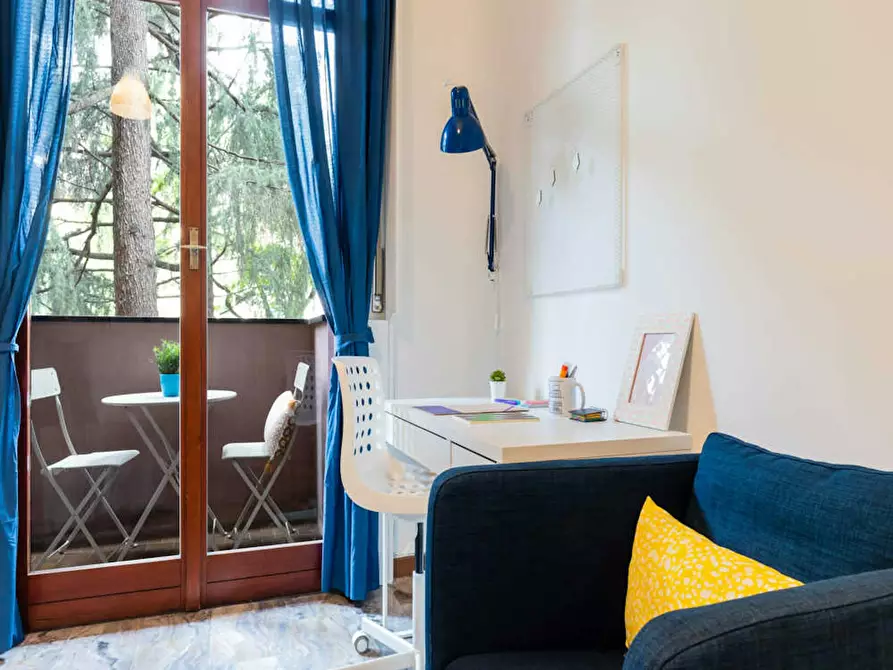 Immagine 7 di Camera in affitto  in Via Francesco de Sanctis a Milano