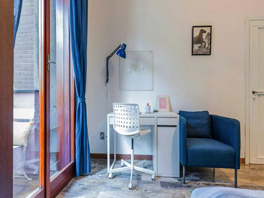 Immagine 6 di Camera in affitto  in Via Francesco de Sanctis a Milano