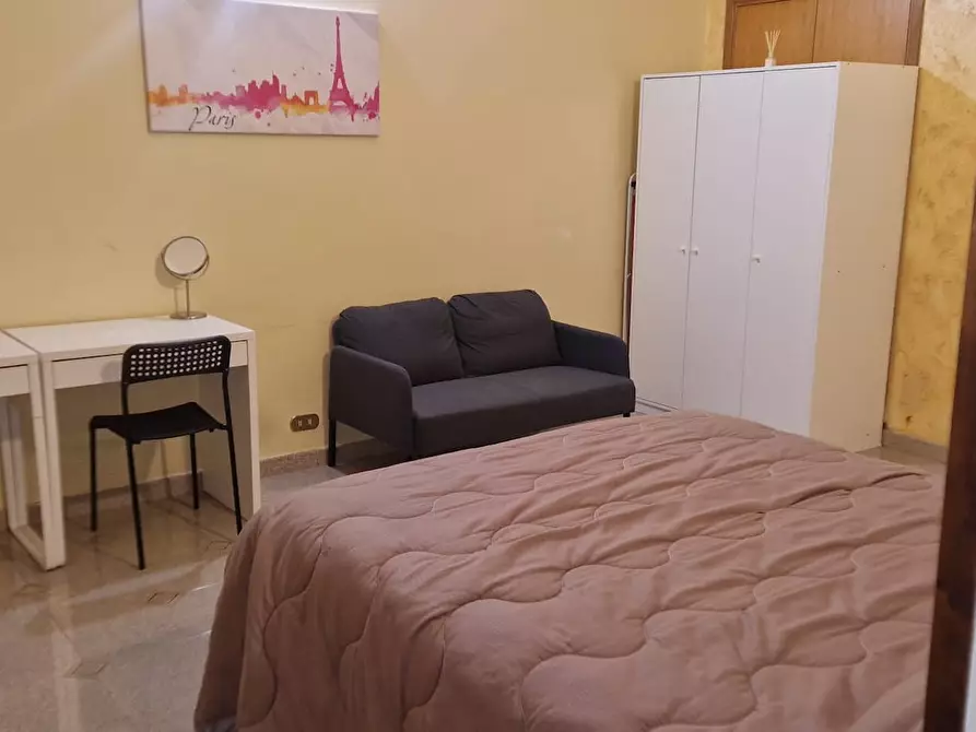 Immagine 3 di Camera in affitto  in Via Merulana a Roma