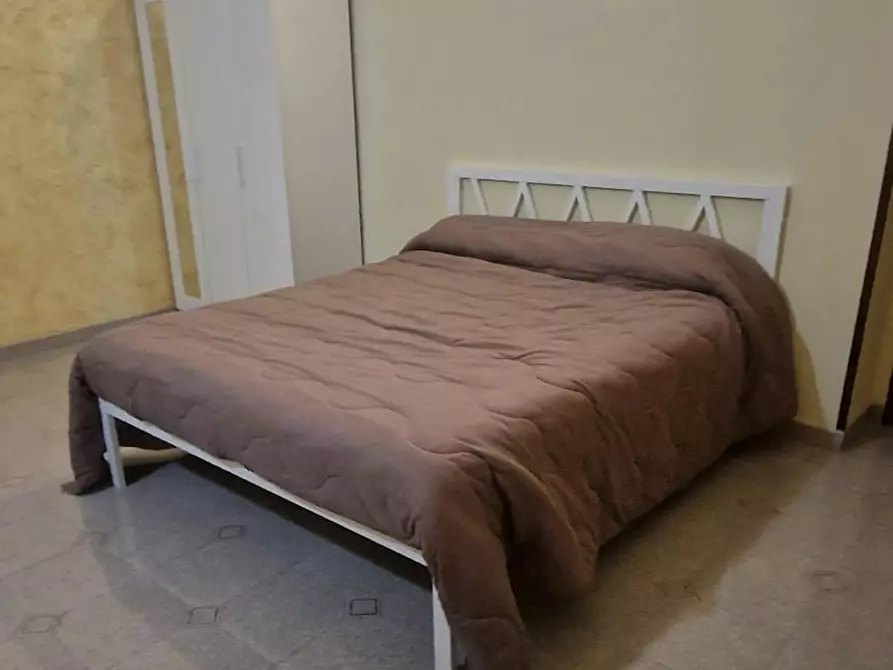 Immagine 2 di Camera in affitto  in Via Merulana a Roma