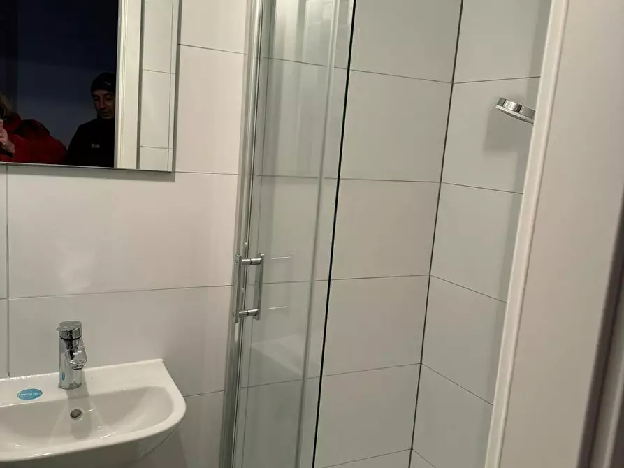 Immagine 9 di Camera in affitto  in Schwarzburgstraße a Frankfurt am Main