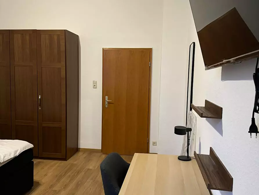 Immagine 2 di Camera in affitto  in Schwarzburgstraße a Frankfurt am Main