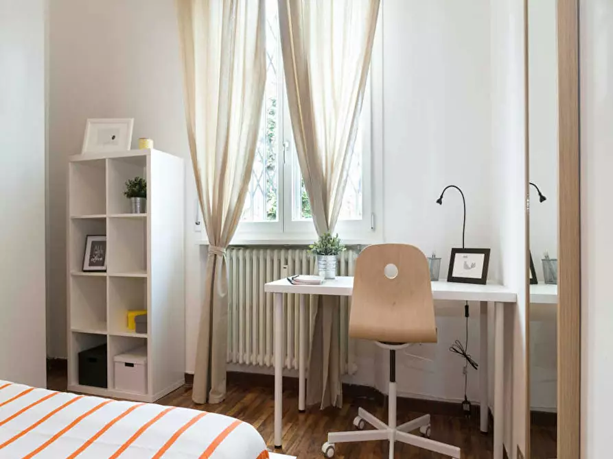 Immagine 6 di Camera in affitto  in Via Lepanto a Milano