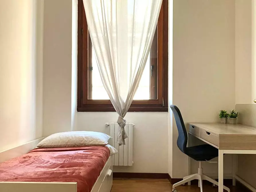 Immagine 3 di Appartamento in affitto  in Via San Giovanni alla Paglia a Milano