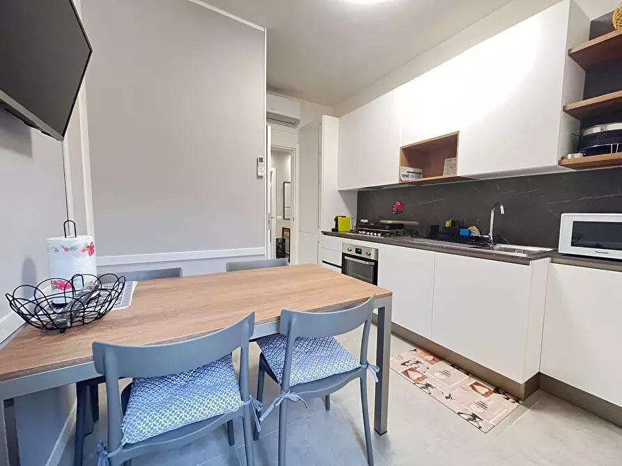 Immagine 4 di Appartamento in affitto  in Via Antonio Bazzini a Milano