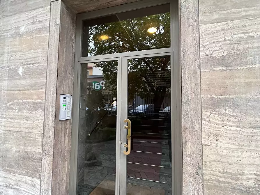 Immagine 5 di Appartamento in affitto  in Via Antonio Bazzini a Milano