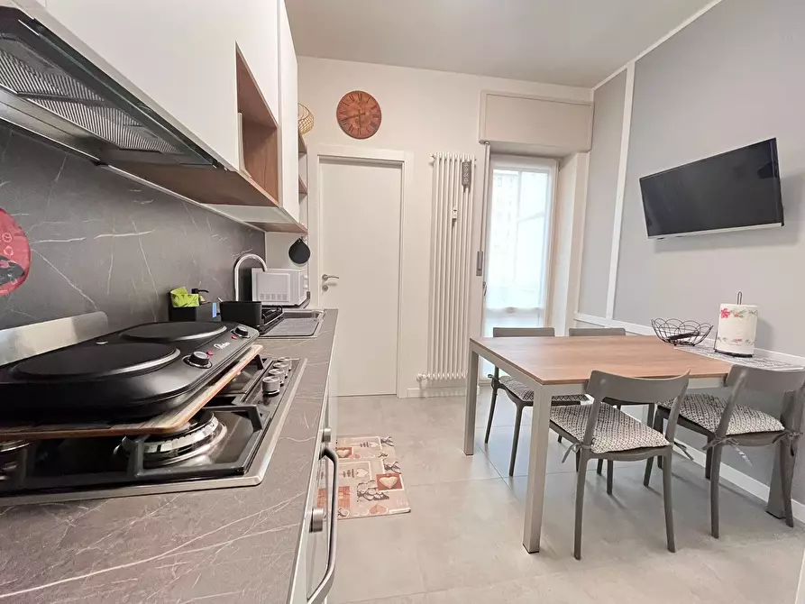 Immagine 6 di Appartamento in affitto  in Via Antonio Bazzini a Milano