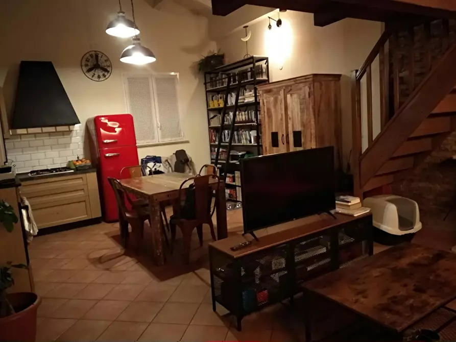 Immagine 5 di Casa indipendente in affitto  in Via del Mandrione a Roma